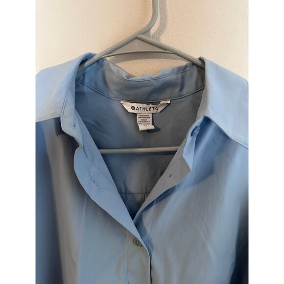 Athleta womens medium blue button down Midday Relaxed Poplin Shirt - Picture 5 of 7
